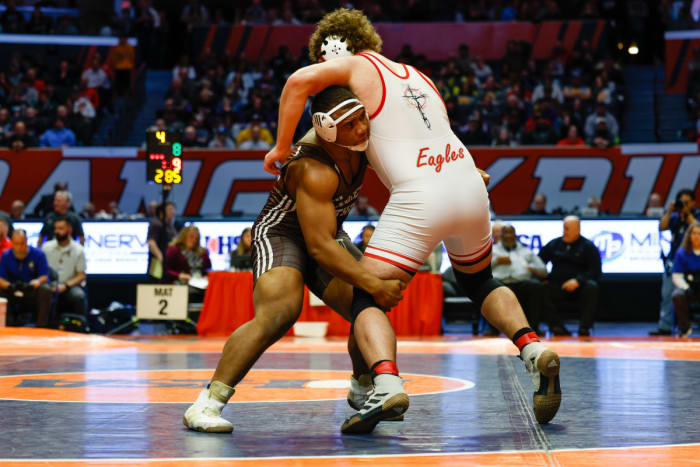 Illinois state wrestling championships February 18 2023 Nate Latsch 15384